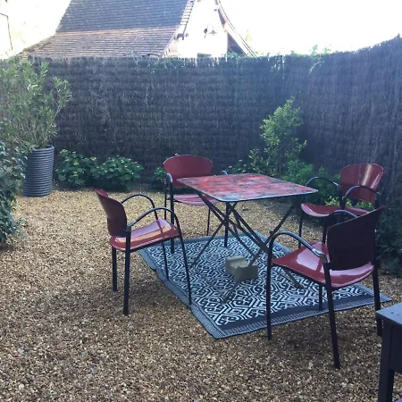 Charmante Maisonnette En Duplex Au Pied Du Chateau Nogent-le-Rotrou Esterno foto